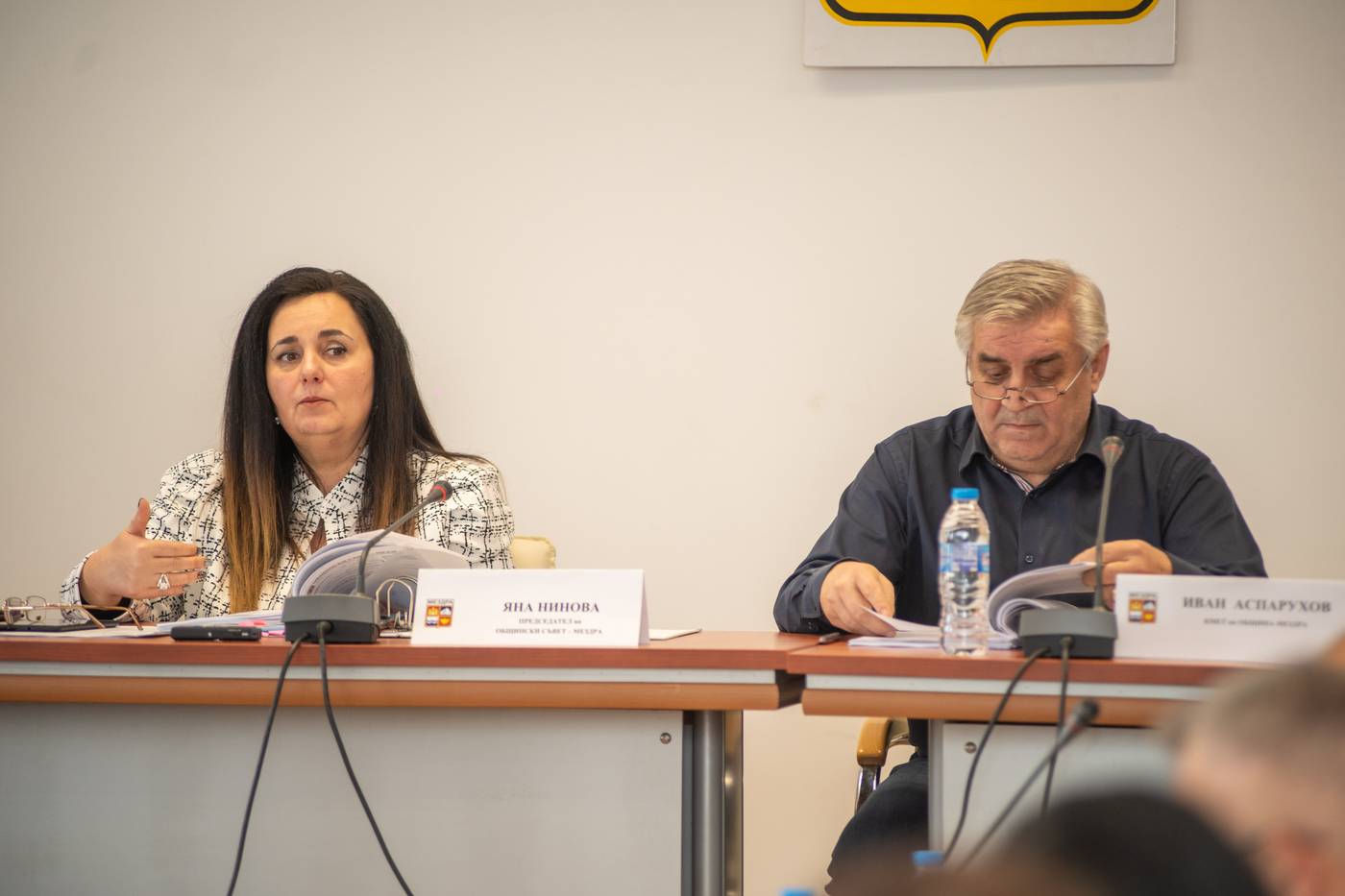  Председателят на Общинския съвет Яна Нинова и кметът Иван Аспарухов 